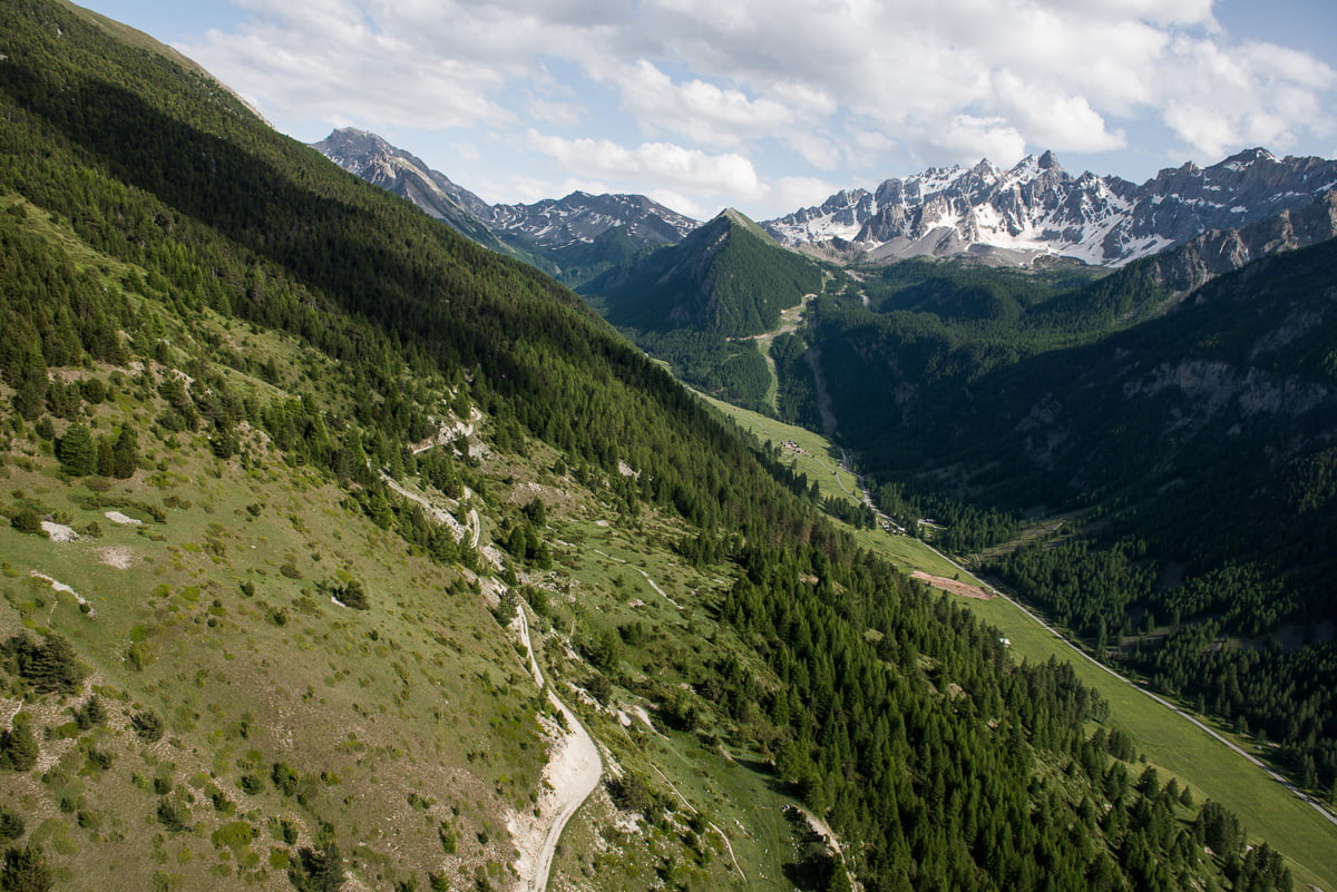 saut en parapente à Ceillac Hautes Alpes