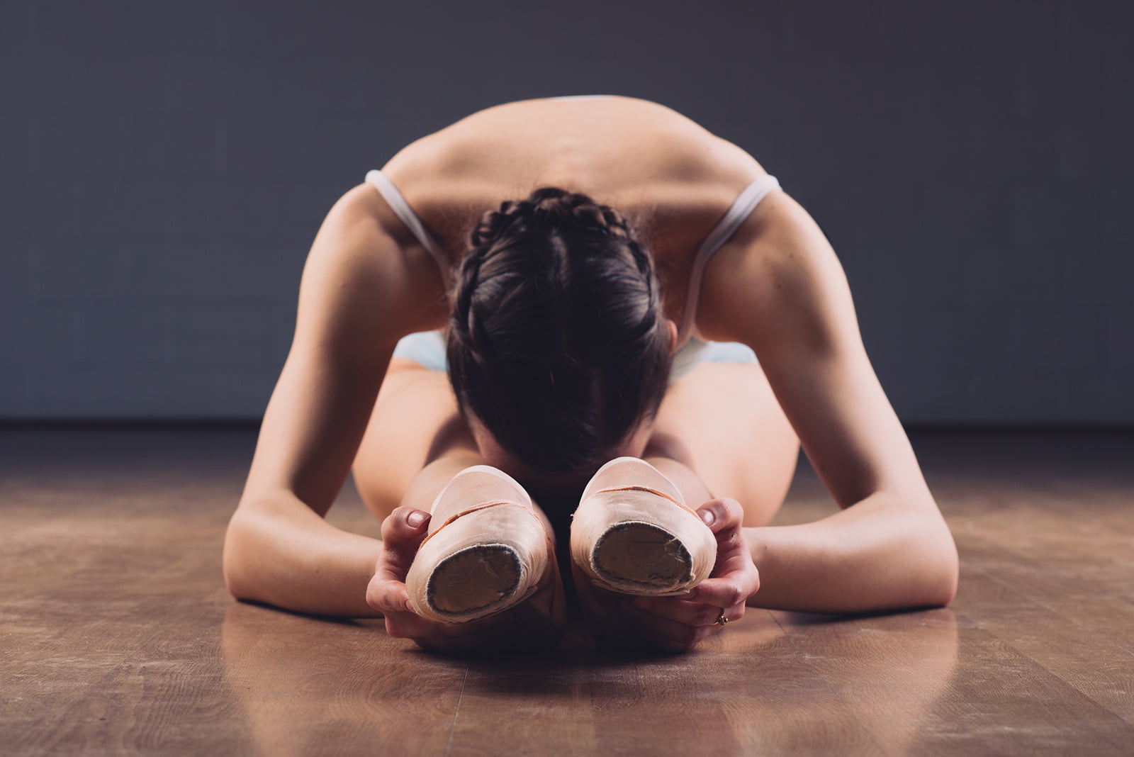 pointe ballerine photoshoot