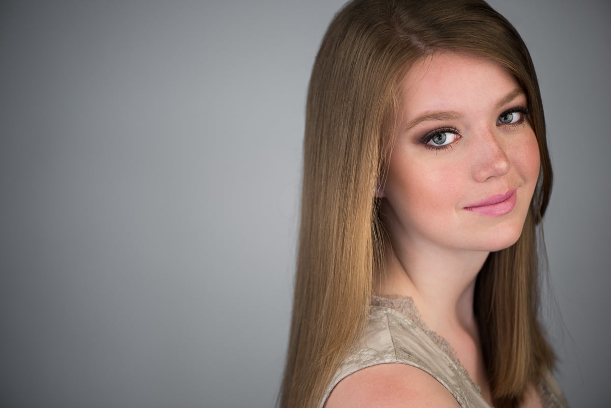 portrait Rachelle studio Montreal quebec