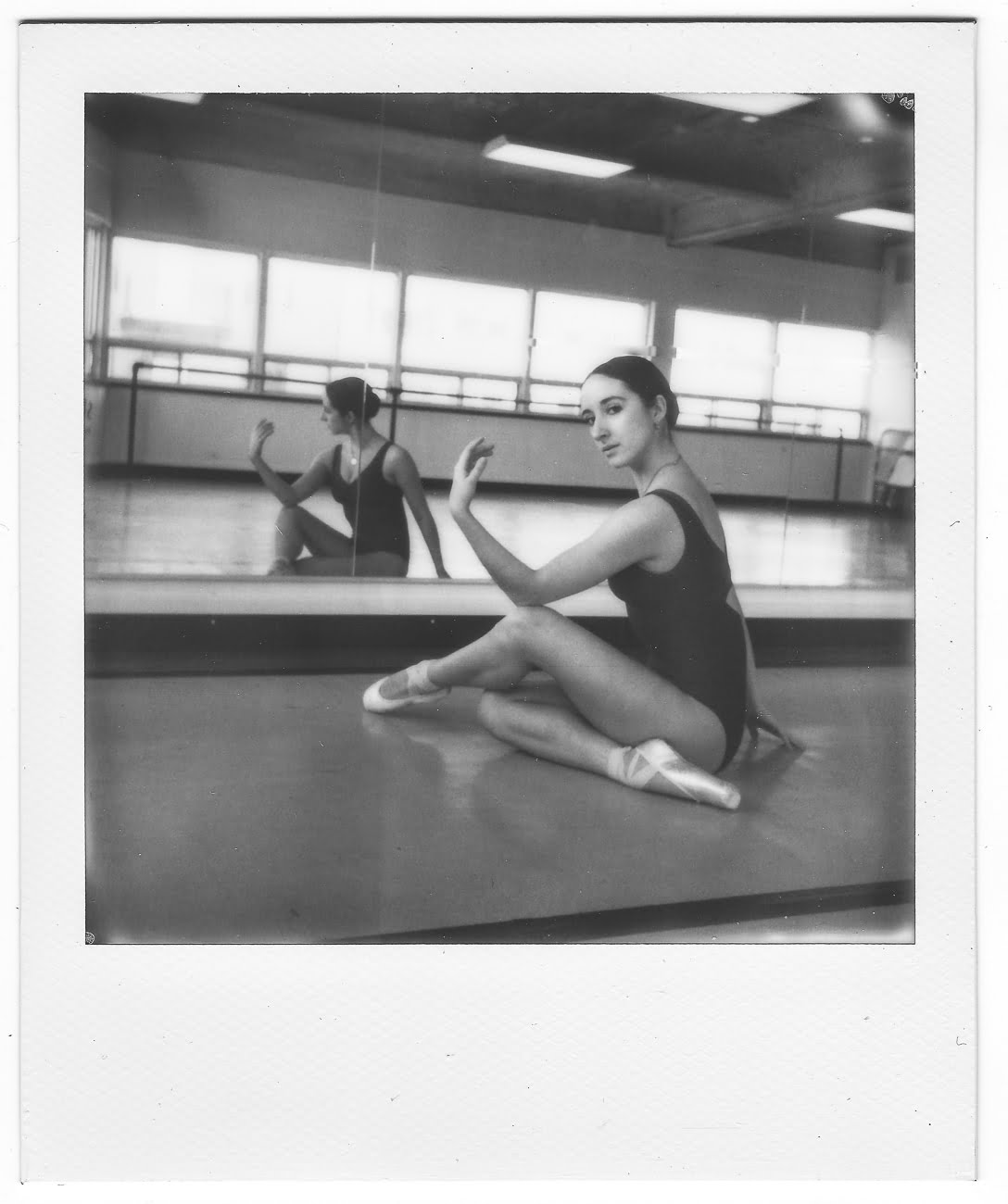 polaroid one step plus ballet dancer montreal